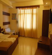 Hotel Vivek Горакпур Екстериор снимка